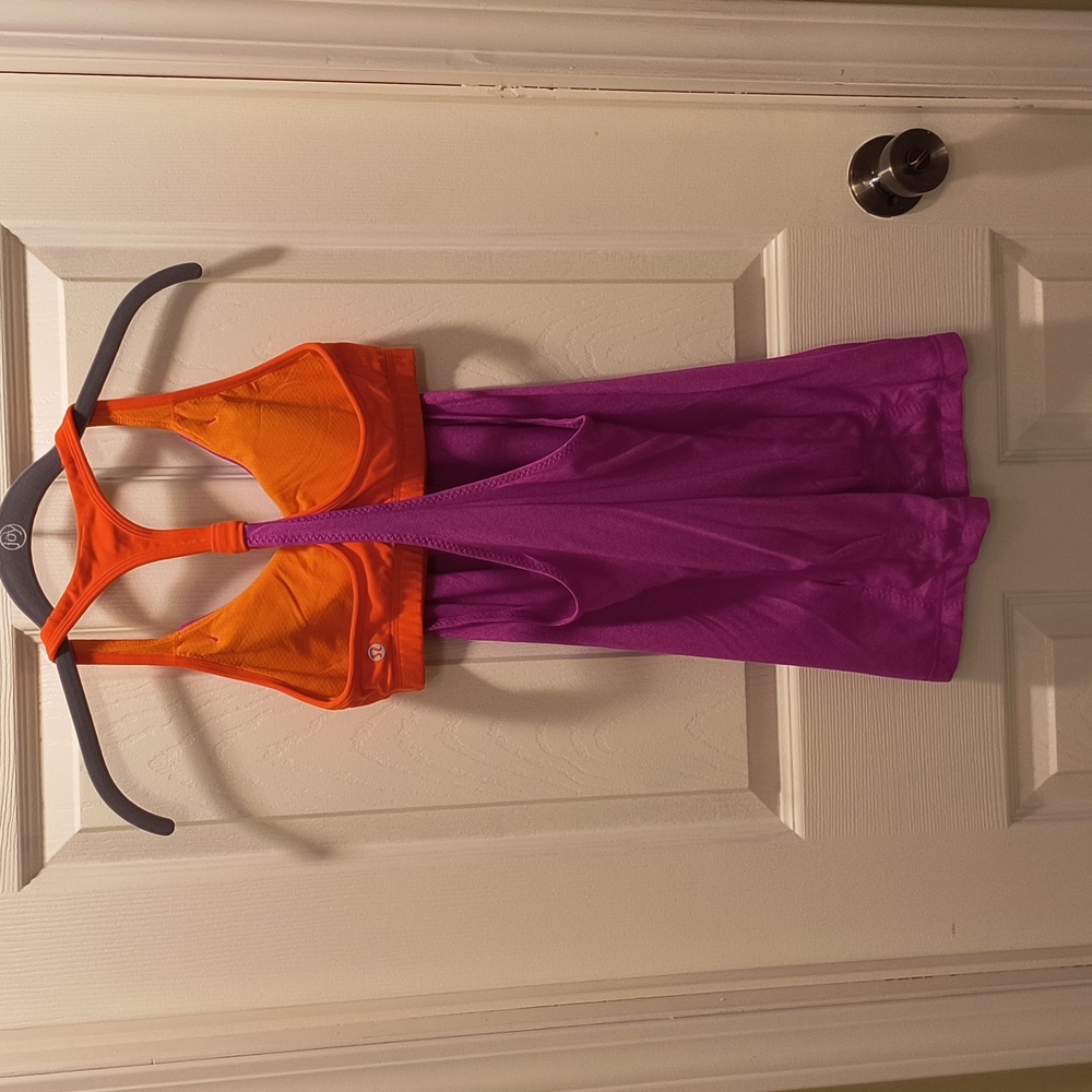 Lululemon Bra Tank - Picture 2 of 3